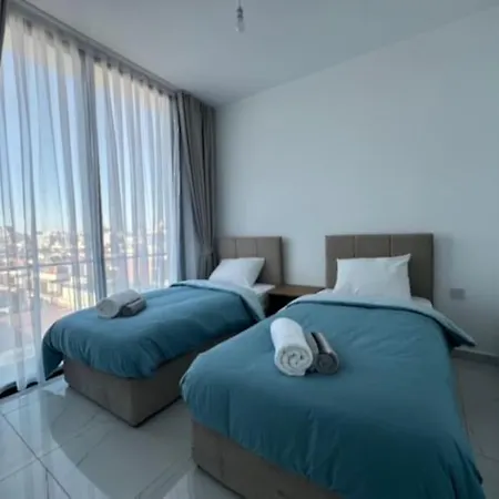 Apartament Suncity 24, 2 Bedroom Luxry By Myguest Cyprus *